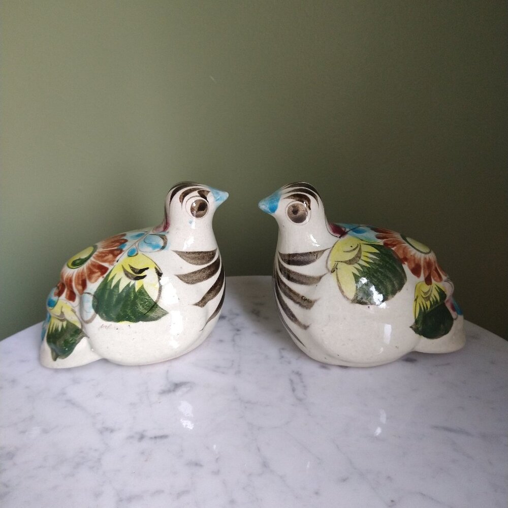 Chic White Ceramic Accent Vase with Textured Finish